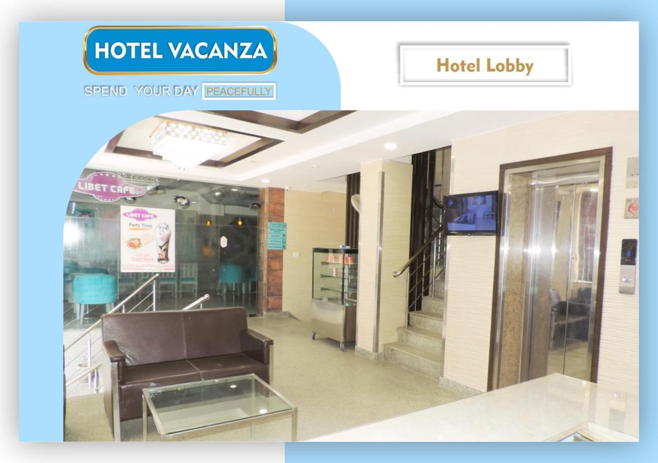 Fabexpress Vacanza Noida Exteriör bild